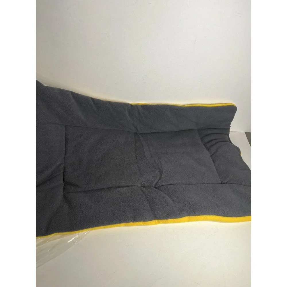 Downtown Pet Supply - Dog Crate Mat Fleece Machine Washable 29x20 Black‎ Yellow